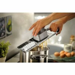 Rabatt ⭐ GEFU - 'Spätzlehobel Edelstahl TRADIZIONE, Für Lange Spätzle - Pasta/Kartoffel' 🎉