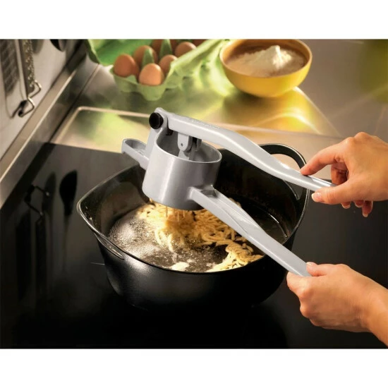 Auslauf 🧨 Gefu Spätzlepresse Spätzleboub ✨ – Bild 9